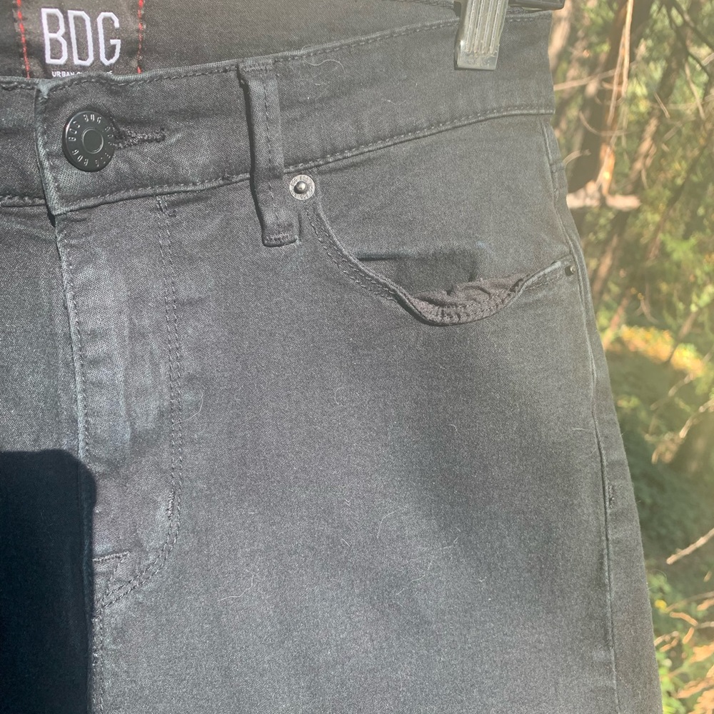 BDG Urban Outfitters cropped stretch black high waisted boyfriend jeans - Picture 3 of 8